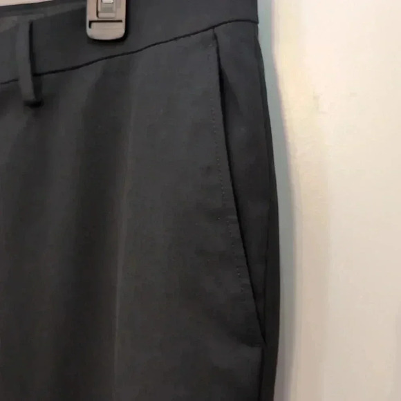 Haggar Men's Flat Front BIack Dress Pants - Picture 6 of 8